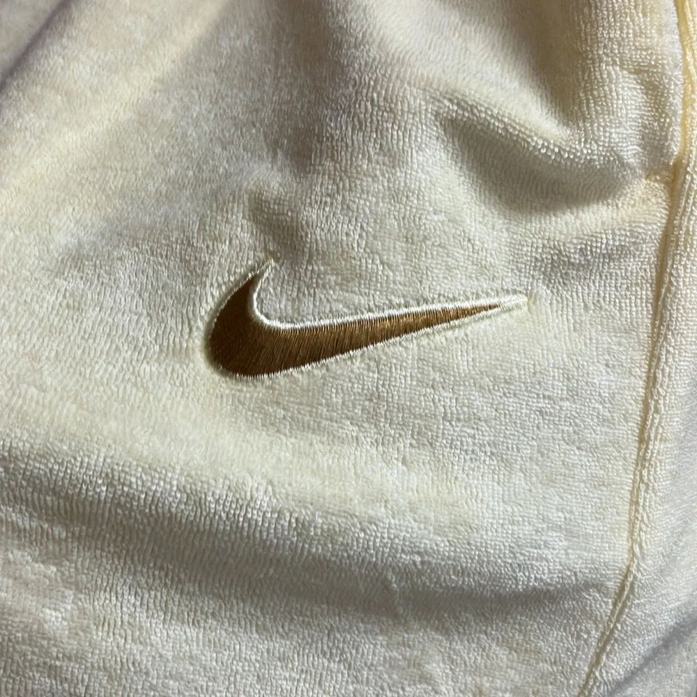 Nike Athletic/Athleisure/Beach Shorts, NWT! - Picture 4 of 8